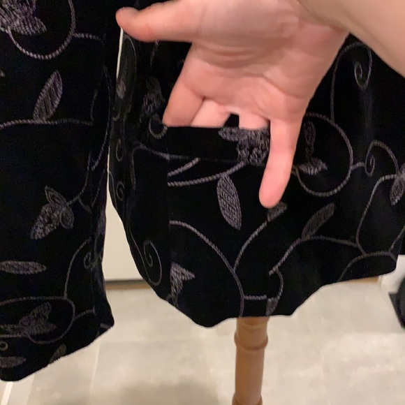 🆕NWT Covington Embroidered Suede Blazer - Picture 7 of 14